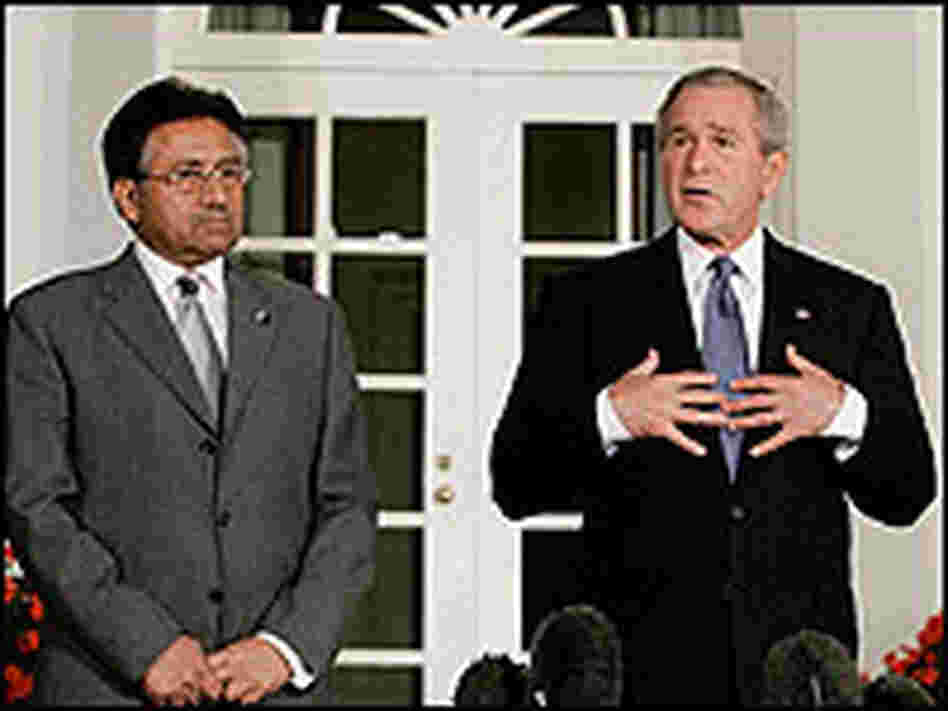 U.S. President George W. Bush, with Pakistani President Pervez Musharraf U.S. President George W. Bush, with Pakistani President Pervez Musharraf