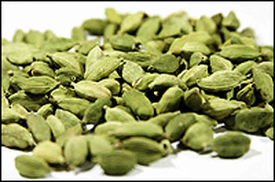 Cardamom pods Cardamom pods