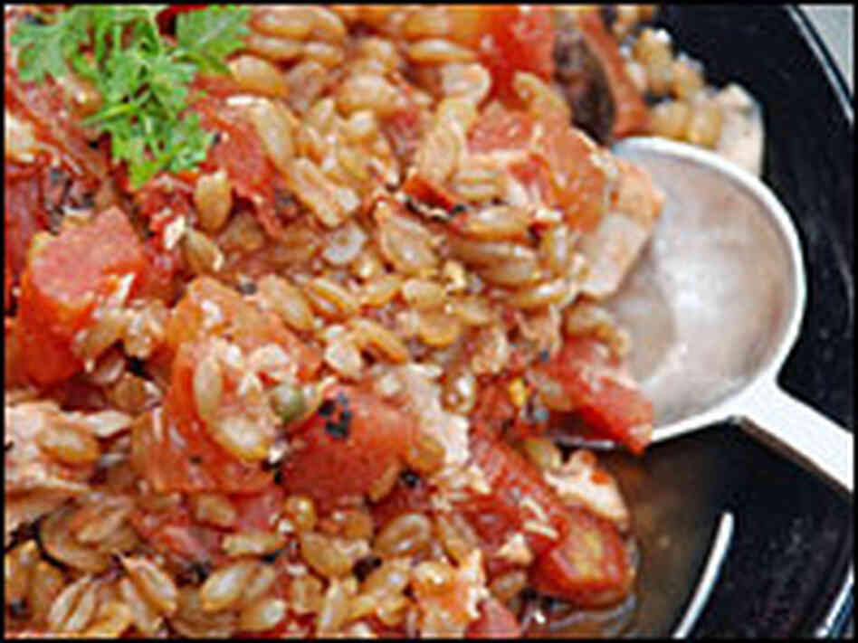 Spelt with Salmon-Tomato Sauce
