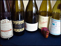 Wines from across the United States provide the perfect accompaniment to Thanksgiving dinner.