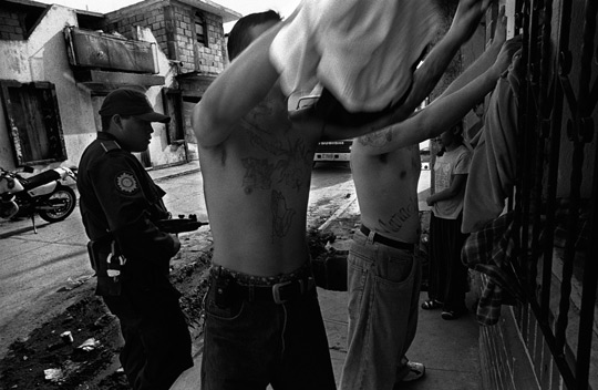 Police detain members of the Mara Salvatrucha