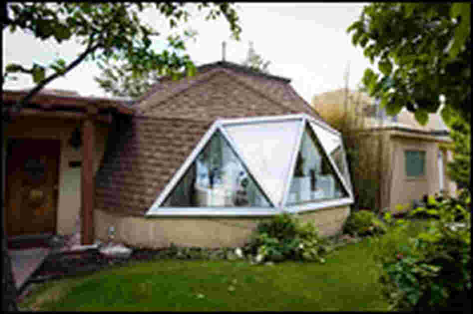 The summer home of Yogji Bhajan, the late kundalini yoga master
