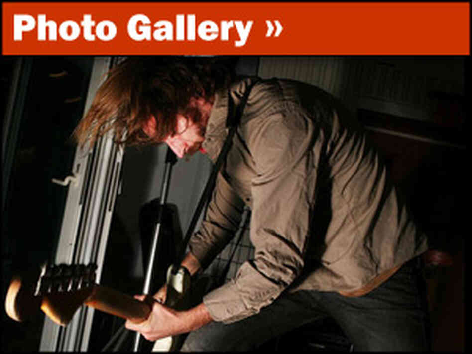A Place to Bury Strangers CMJ (slideshow) A Place to Bury Strangers CMJ (slideshow)