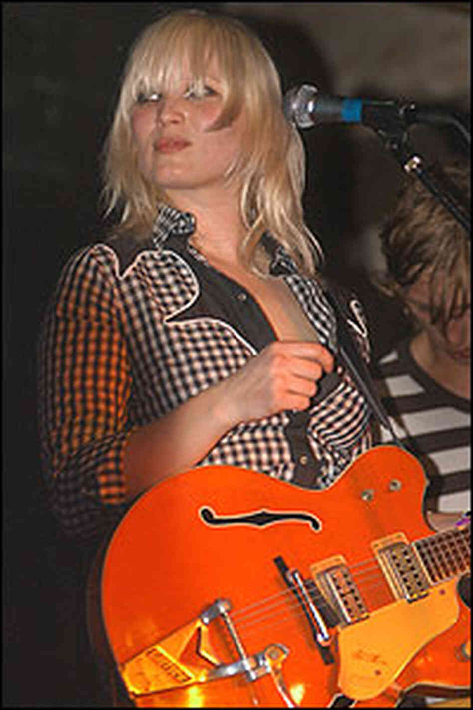 Singer-bassist Sharin Foo of the Raveonettes. Singer-bassist Sharin Foo of the Raveonettes.