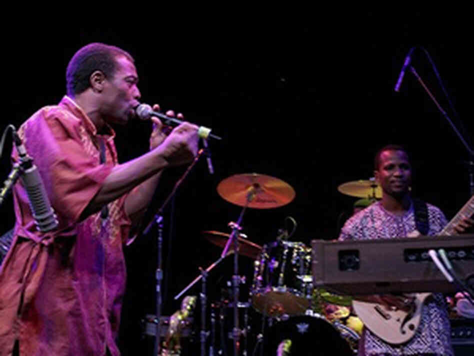 Kuti Live 300 Kuti Live 300