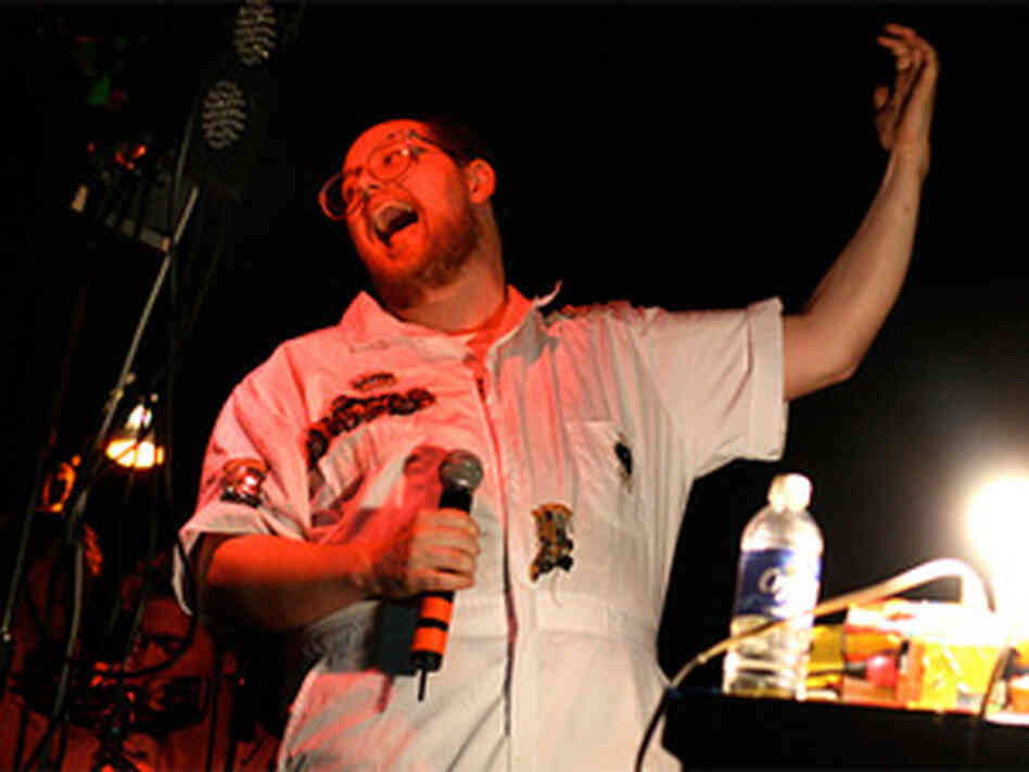 Dan Deacon 300 Dan Deacon 300