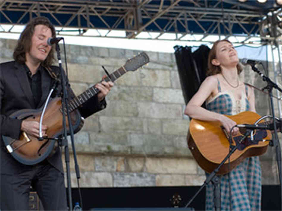 Gillian Welch and David Rawlings at Newport Folk Festival (300) Gillian Welch and David Rawlings at Newport Folk Festival (300)