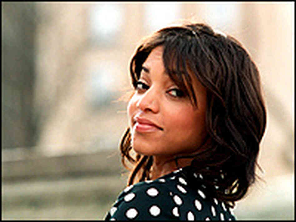 Alice Smith possesses a four-octave vocal range and an old-fashioned sense of songcraft. Alice Smith possesses a four-octave vocal range and an old-fashioned sense of songcraft.