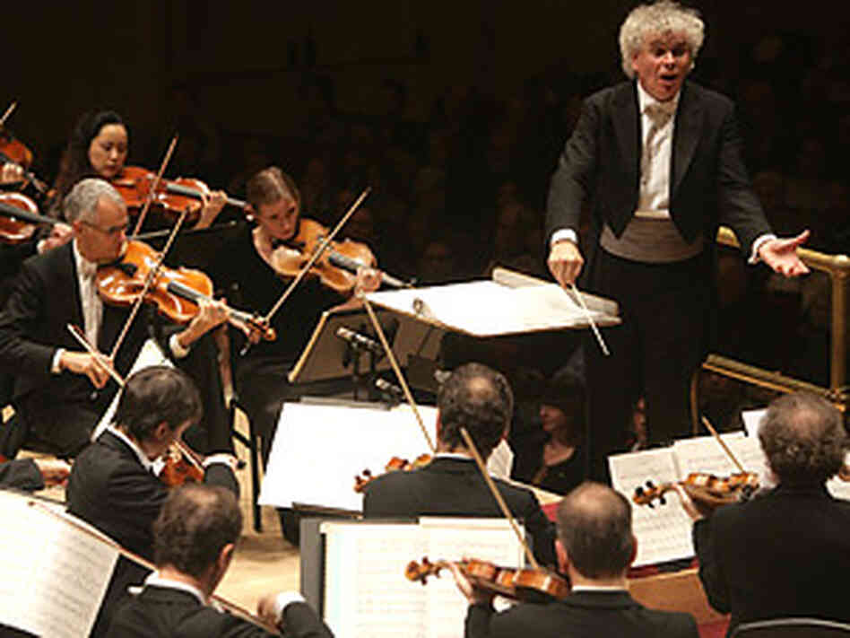 Simon Rattle leads the Berlin Philharmonic