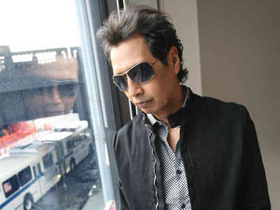 Alejandro Escovedo (300) Alejandro Escovedo (300)