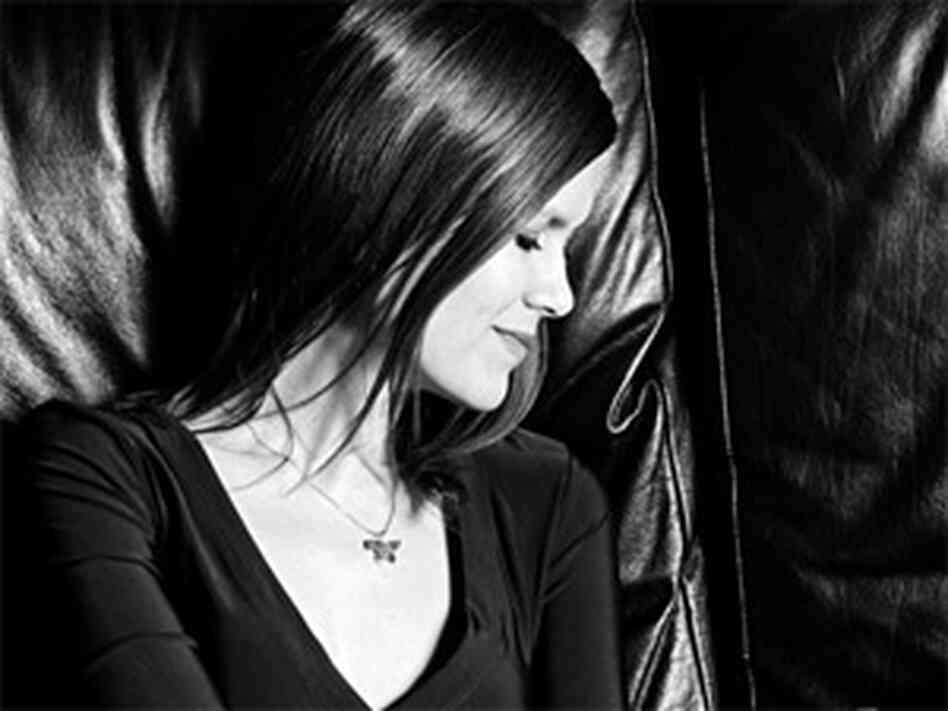 Juliana Hatfield (300) Juliana Hatfield (300)