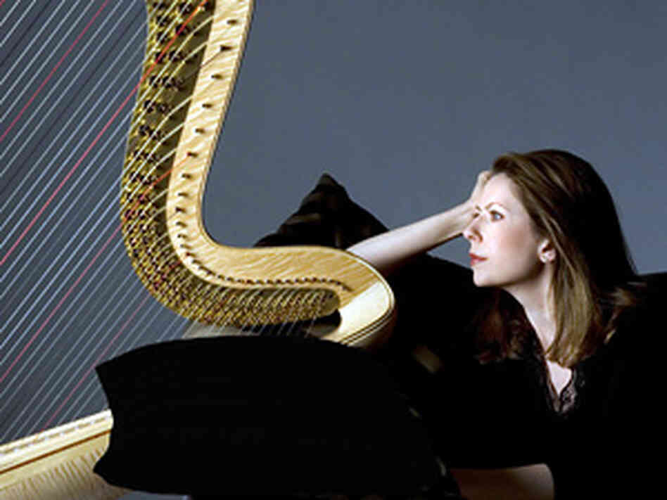 Harpist Yolanda Kondonassis Harpist Yolanda Kondonassis