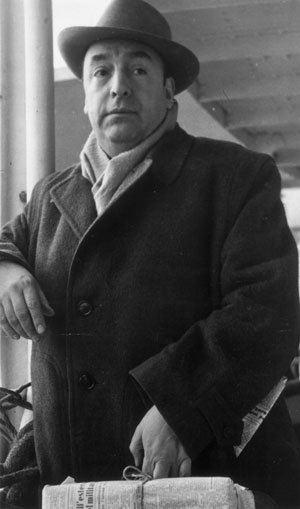 Pablo Neruda (300 tall)