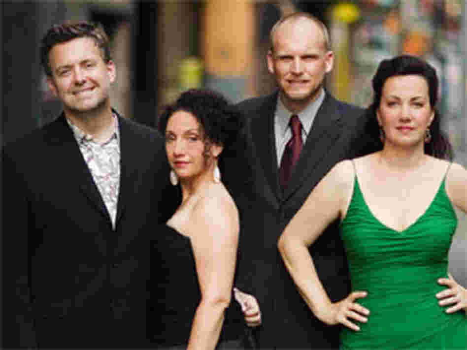 New York Voices (300) New York Voices (300)