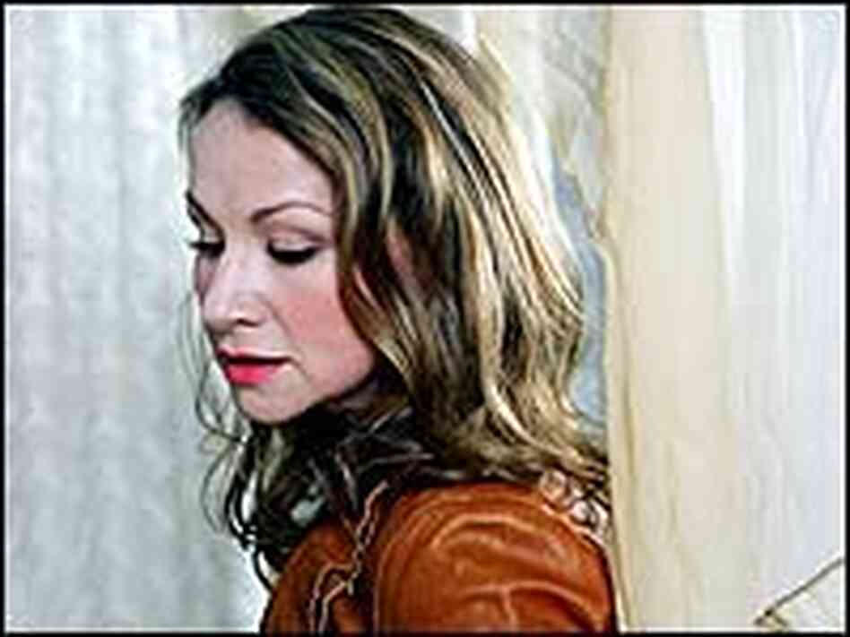 Joan Osborne. Joan Osborne.