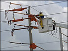 Repairing electrical lines in Florida Repairing electrical lines in Florida