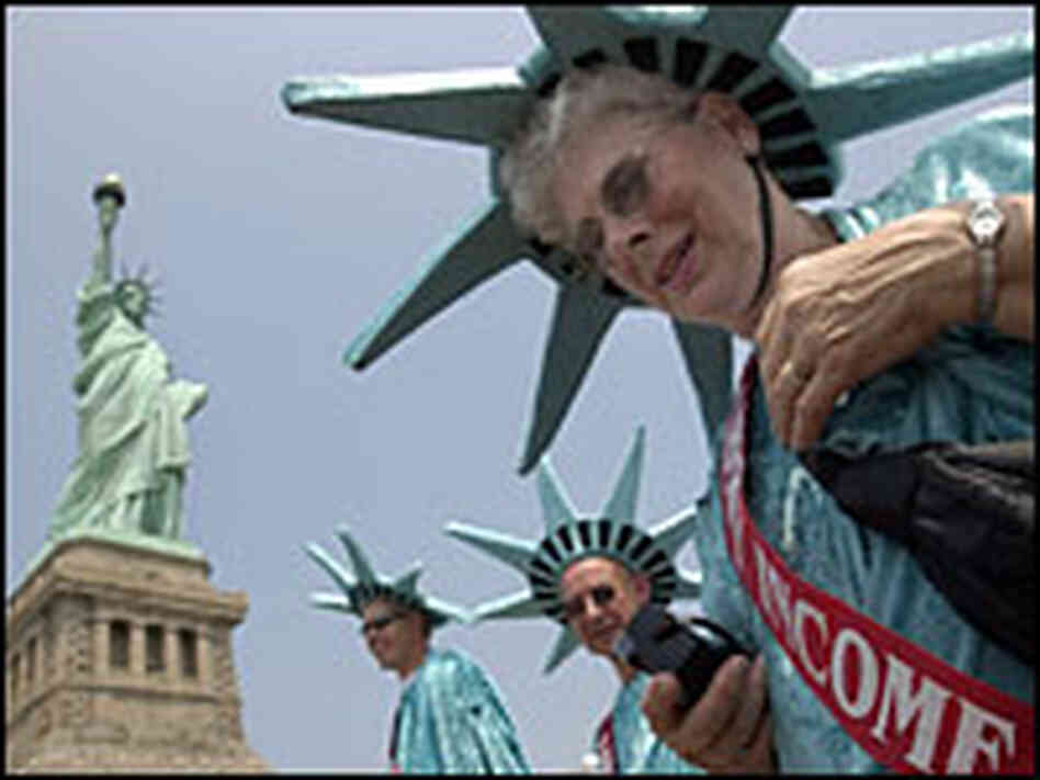 Statue of Liberty after it reopened. Credit: Reuters Statue of Liberty after it reopened. Credit: Reuters