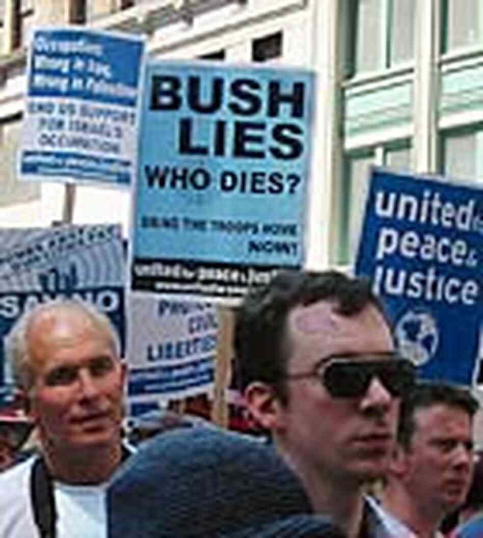 Anti-Bush protesters Anti-Bush protesters