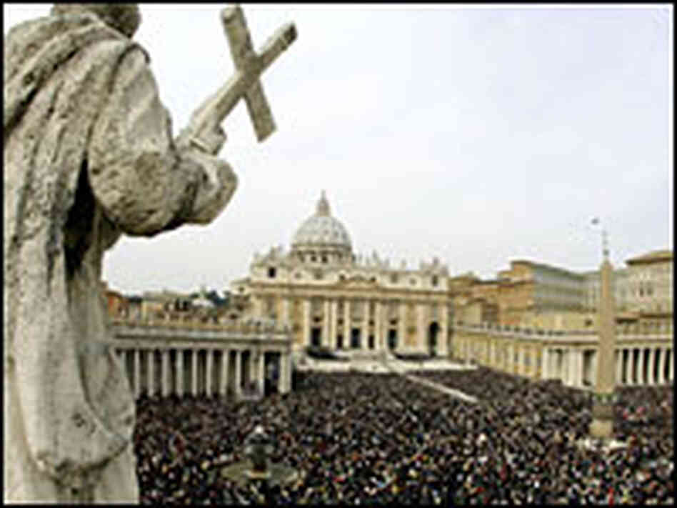 Crowds fill St. Peter's Square.