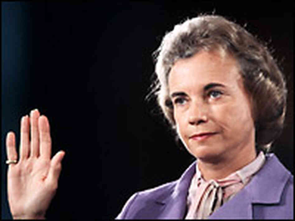 Sandra Day O'Connor takes oath in 1981 as first female Supreme Court justice Sandra Day O'Connor takes oath in 1981 as first female Supreme Court justice