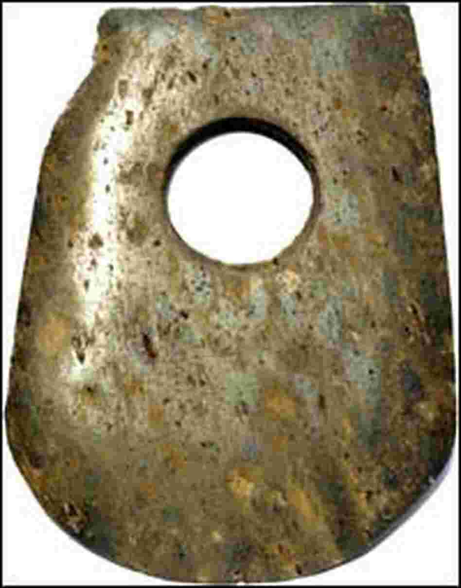 Diamond-polished corundum axe from the Neolithic Liangzhu culture of ancient China, ca. 2500 B.C.