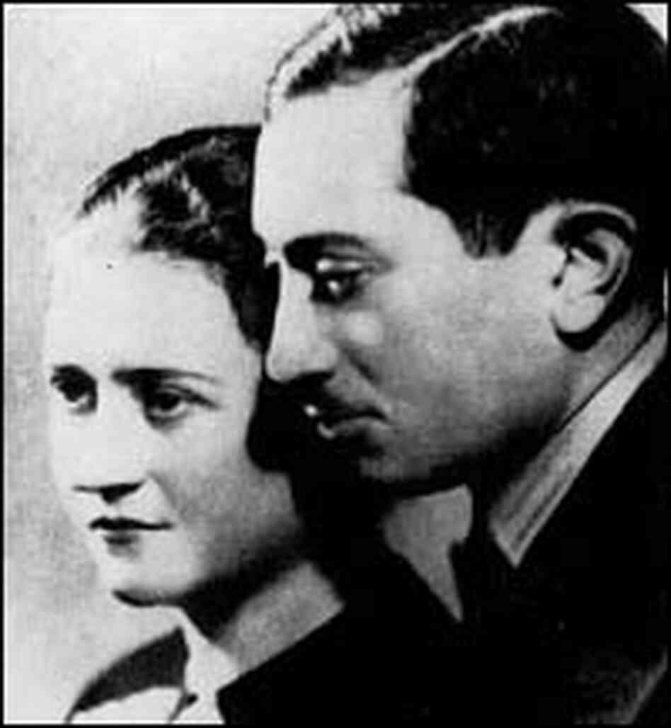 Simon Wiesenthal and his wife Cyla in a 1936 portrait. Simon Wiesenthal and his wife Cyla in a 1936 portrait.