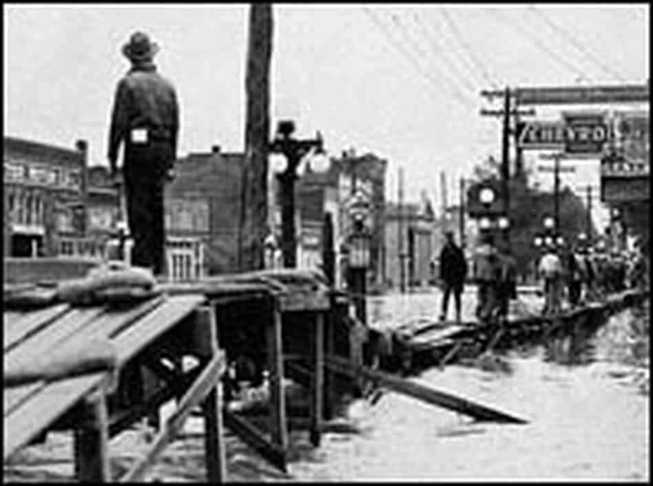 Flooded streets in Greenville, Miss. Credit: Corbis.