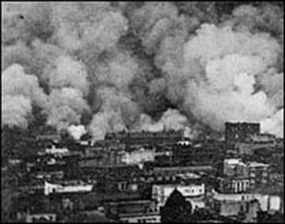 Raging fire after the San Francisco earthquake. Credit: Corbis.