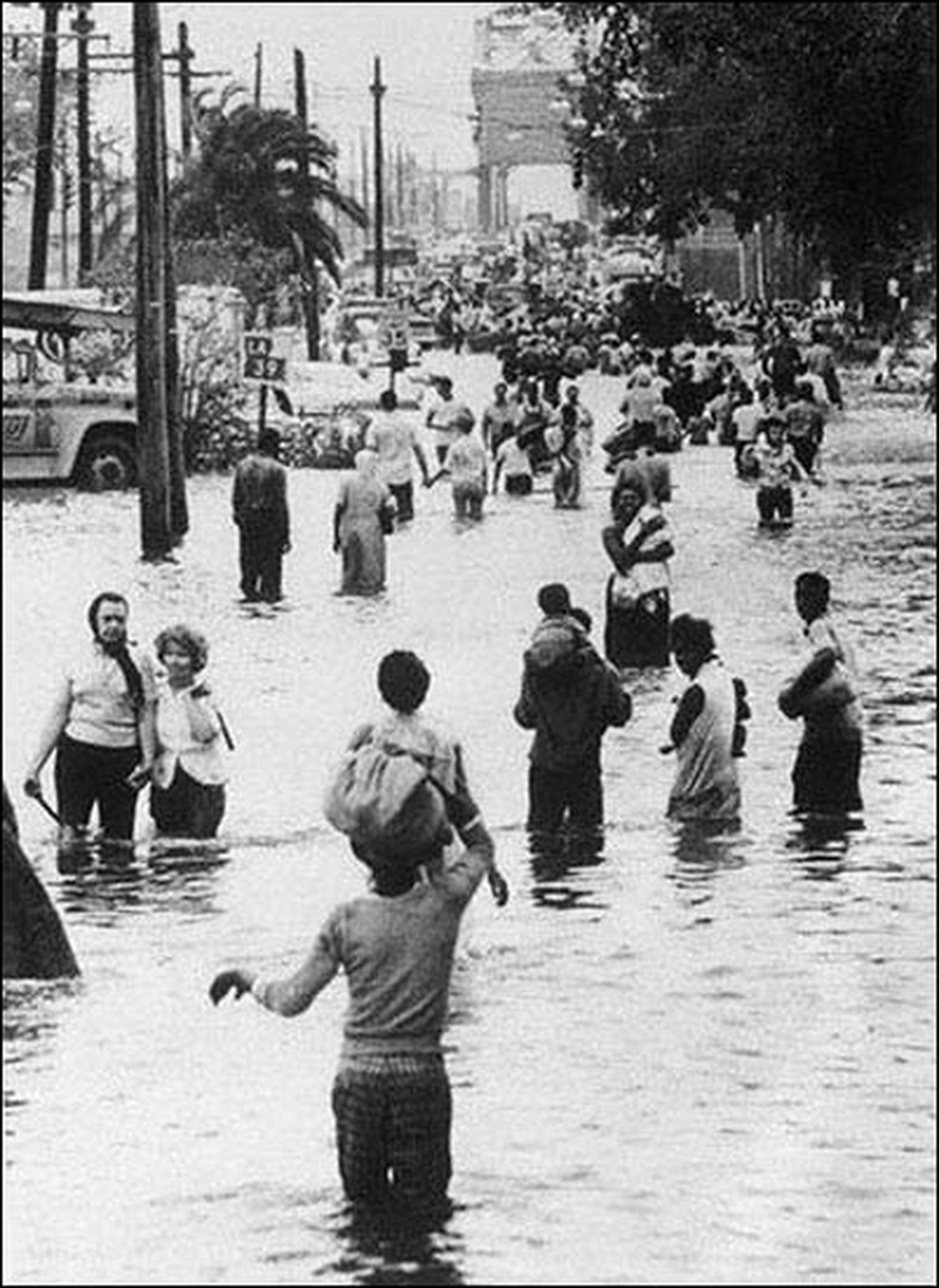 Flooding in New Orleans from Hurricane Betsy. Credit: Corbis.