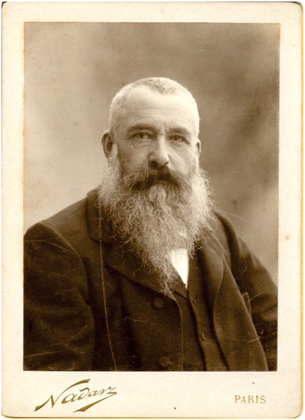 A photo of Claude Monet included in the letters is expected to sell for 1,000 to 1,500 euros.