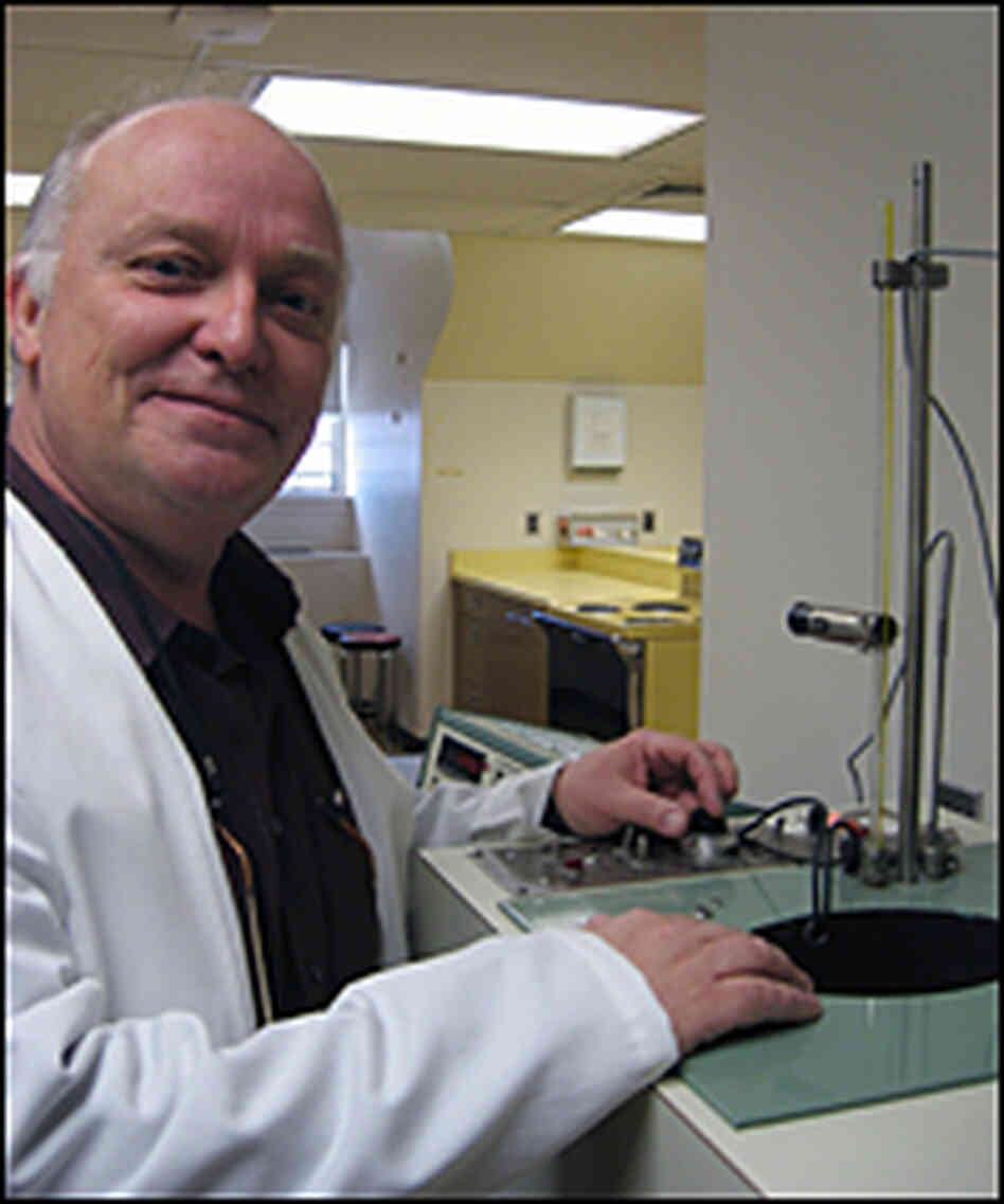 Professor Thom Castonguay Professor Thom Castonguay