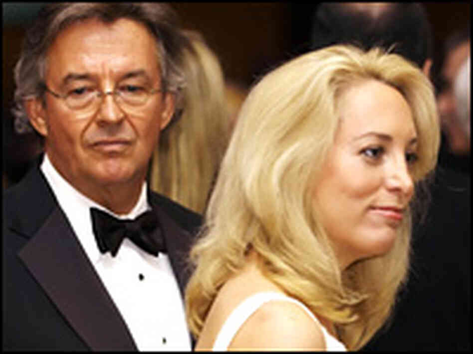 Outed CIA agent Valerie Plame and her husband, former Ambassador Joseph Wilson. Outed CIA agent Valerie Plame and her husband, former Ambassador Joseph Wilson.