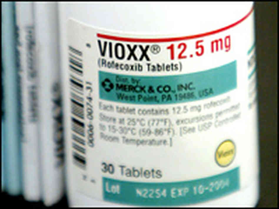 Vioxx was withdrawn in 2004. The arthritis painkiller was approved by the FDA in 1999. Vioxx was withdrawn in 2004. The arthritis painkiller was approved by the FDA in 1999.