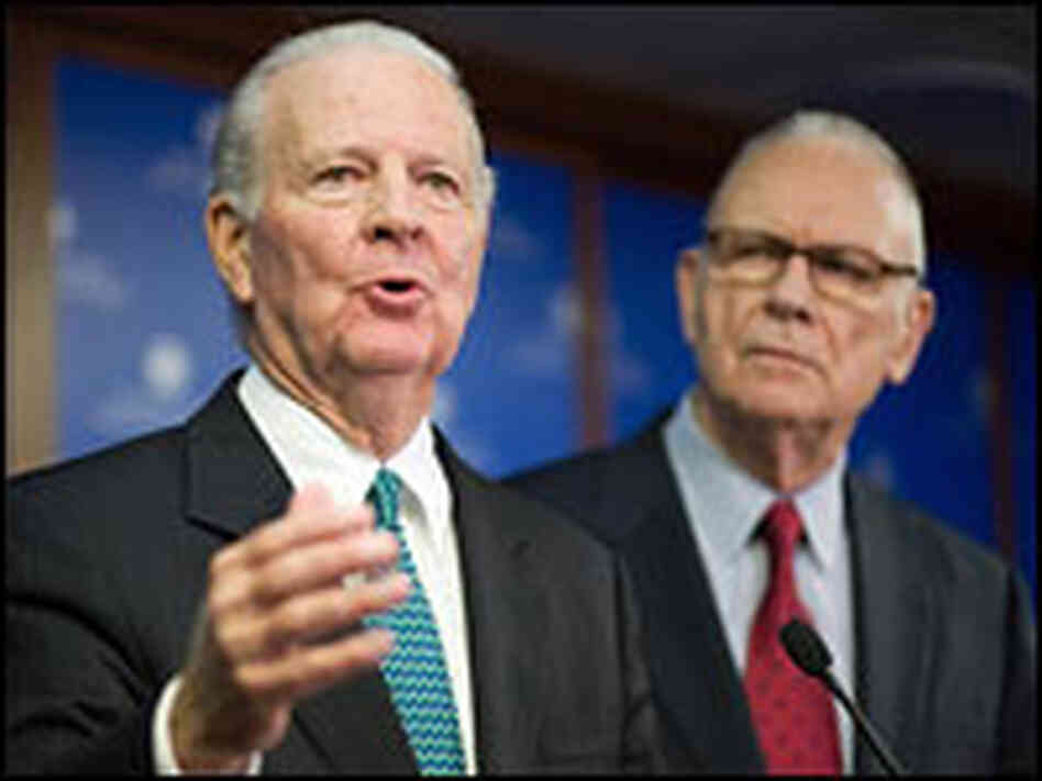 Former Secretary of State James Baker (left) and former Democratic Rep. Lee Hamilton
