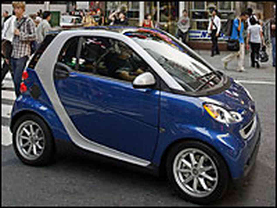 Daimler will begin selling the Smart car in the U.S. next month.