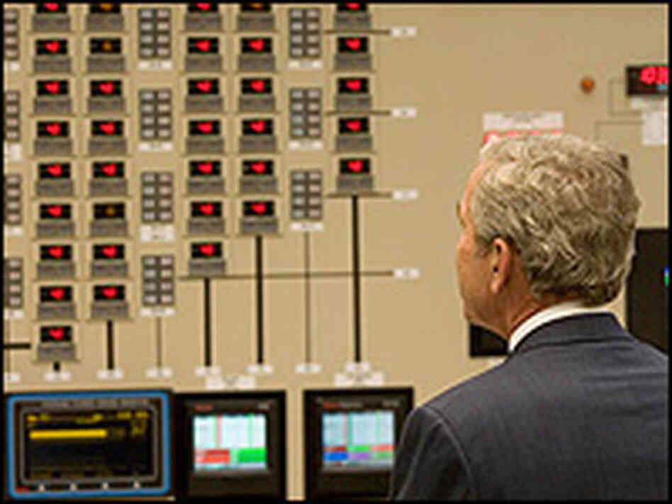 President Bush looks at gauges in the control room at Browns Ferry Nuclear Plant in Alabama.