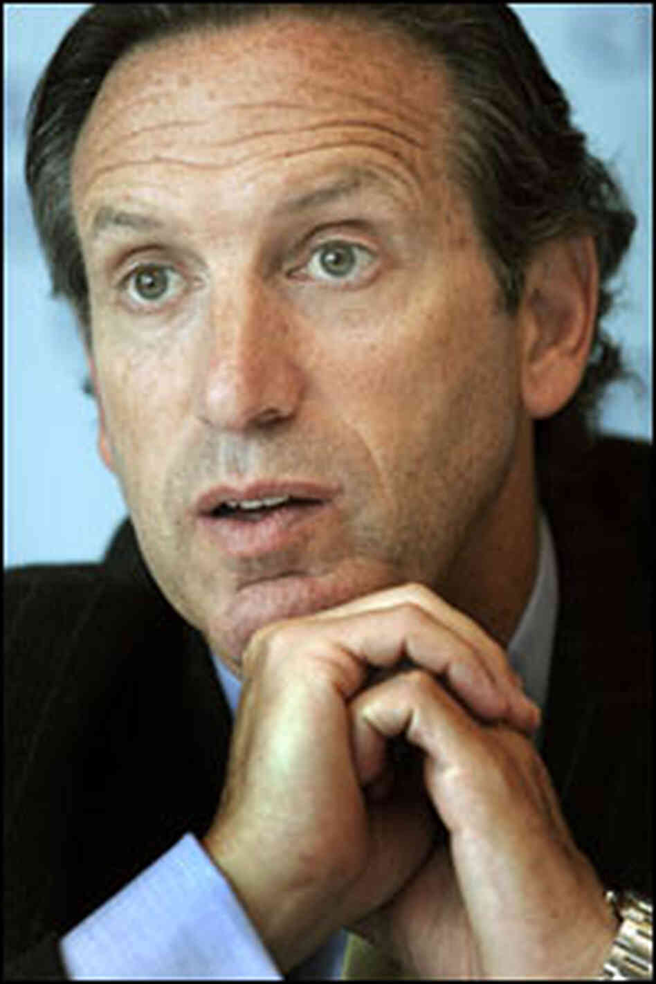Starbucks CEO Howard Schultz Starbucks CEO Howard Schultz