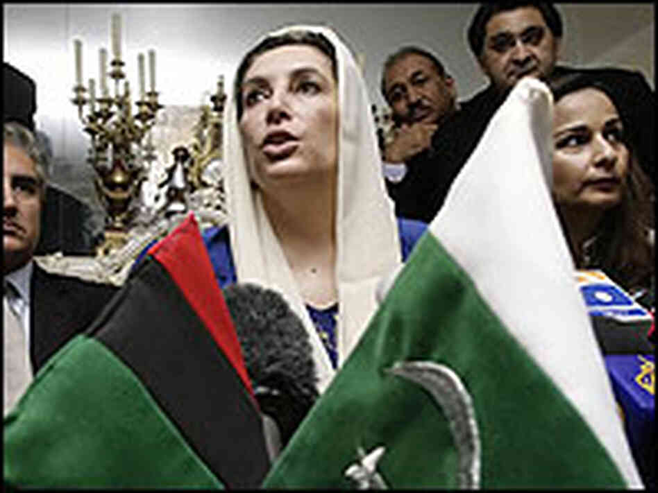 Former Pakistani Prime Minister Benazir Bhutto at a press conference. Former Pakistani Prime Minister Benazir Bhutto at a press conference.
