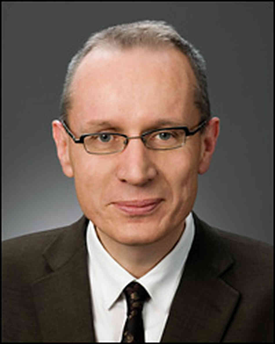 Robert Thomson, managing editor of 'The Wall Street Journal' Robert Thomson, managing editor of 'The Wall Street Journal'