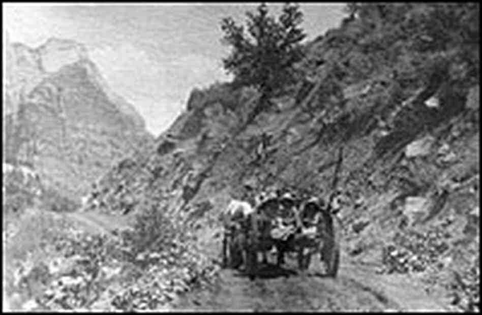 The Crawford family heads up Zion Canyon.
