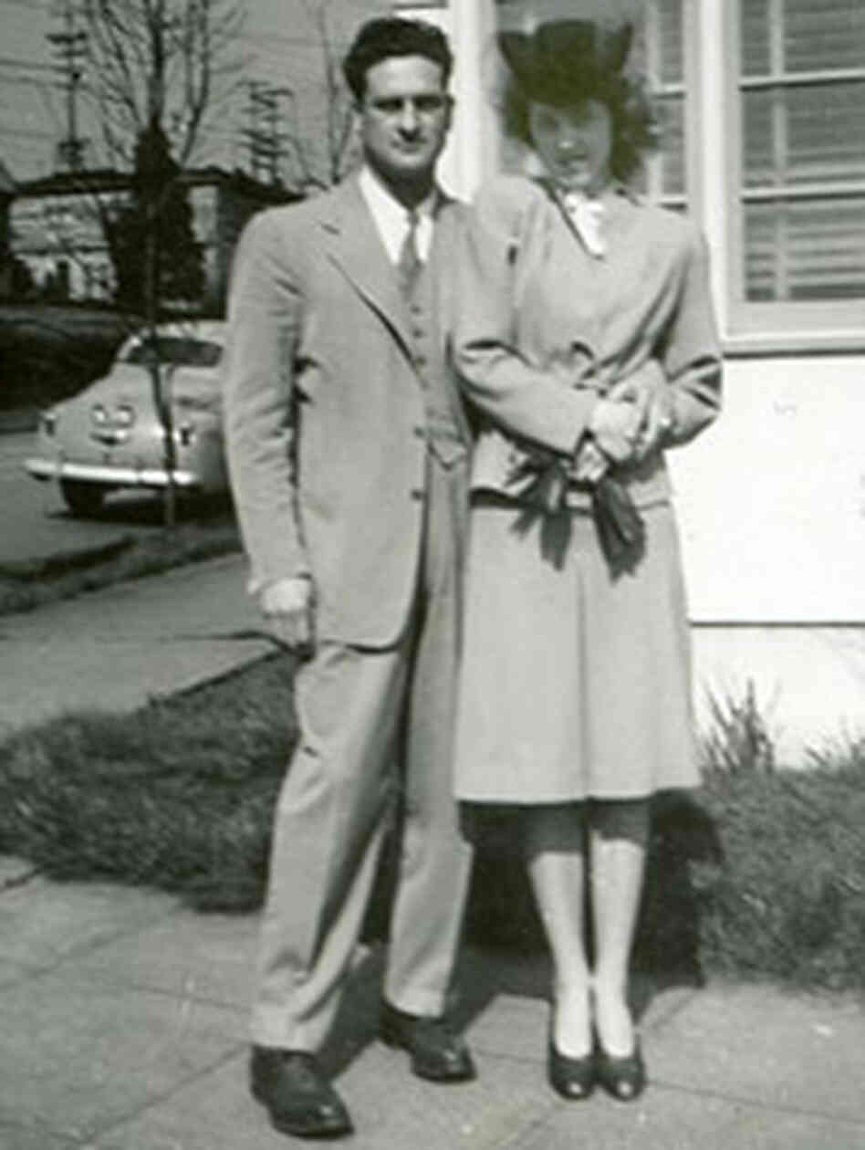 Tom and Lois DeDomenico in San Francisco shortly after their marriage. Tom and Lois DeDomenico in San Francisco shortly after their marriage.
