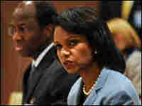 Secretary of State Condoleezza Rice attends a roundtable discussion on Zimbabwe. Secretary of State Condoleezza Rice attends a roundtable discussion on Zimbabwe.