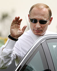 The image &ldquo;http://media.npr.org/news/images/2008/may/02/putin_250.jpg&rdquo; cannot be displayed, because it contains errors.