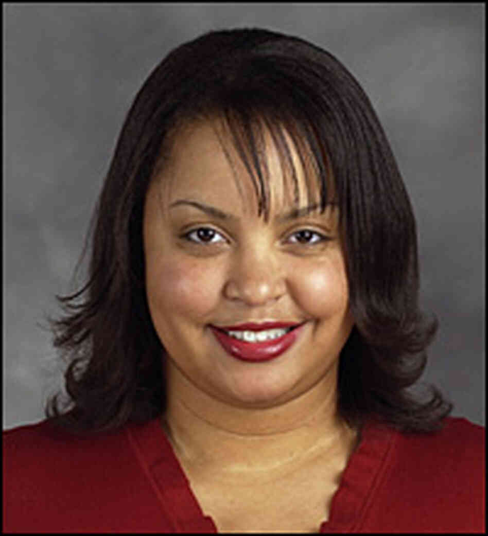Wendi Thomas. Wendi Thomas.
