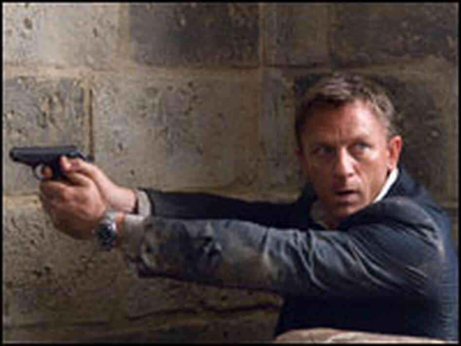 Gun: Daniel Craig as James Bond