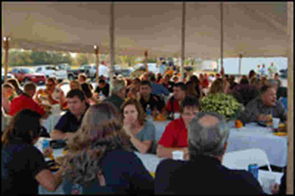 Residents attend a dinner for the local Chamber of Commerce. Residents attend a dinner for the local Chamber of Commerce.