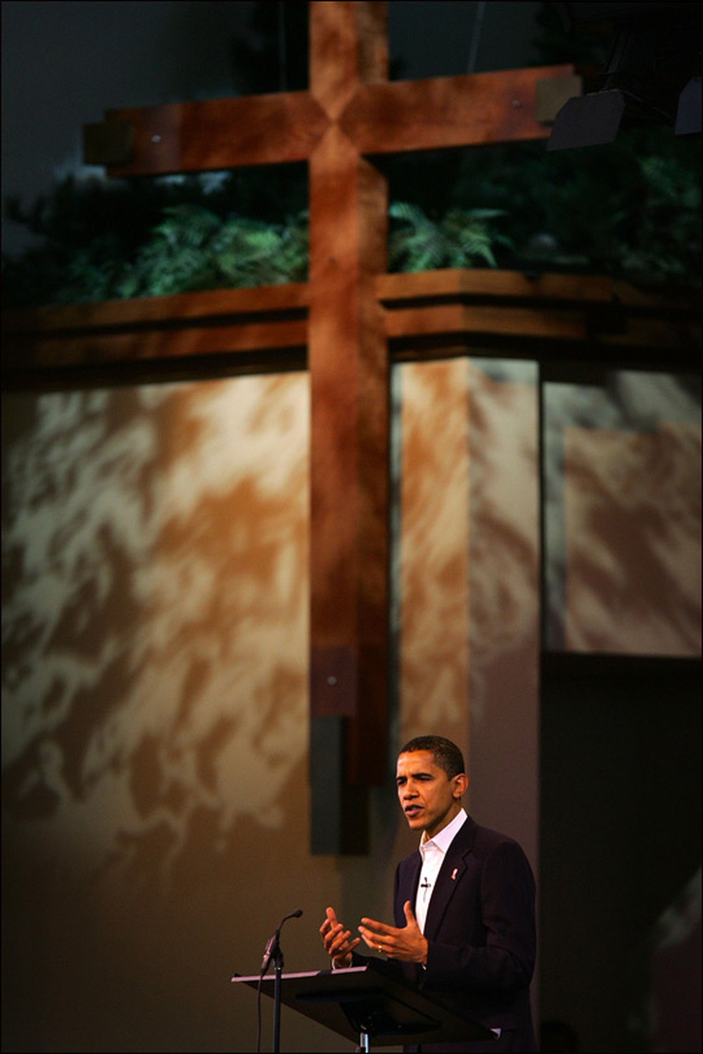 Sen. Barack Obama speaks at the Saddleback Church