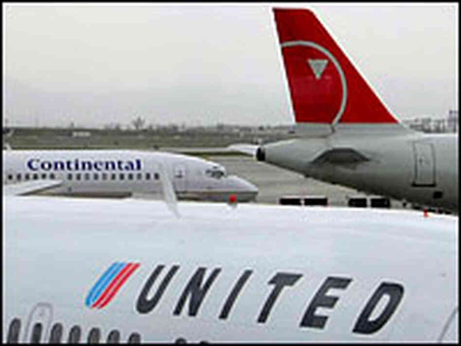 Airliners at Salt Lake International Airport Airliners at Salt Lake International Airport