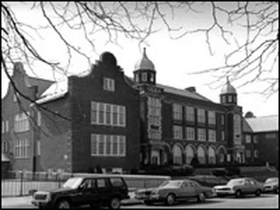 Mark Twain Elementary School in St. Louis Mark Twain Elementary School in St. Louis