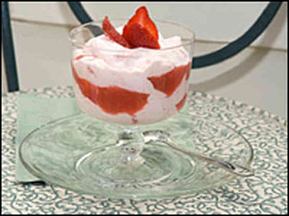Strawberry-Rhubarb Fools Strawberry-Rhubarb Fools